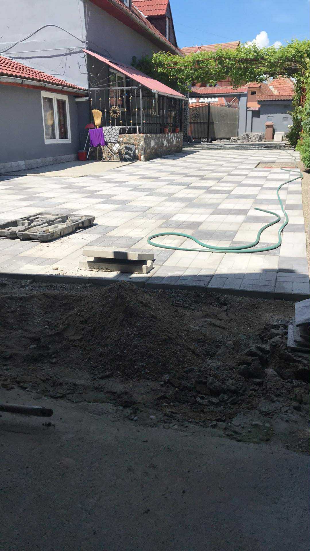 Mircea construct