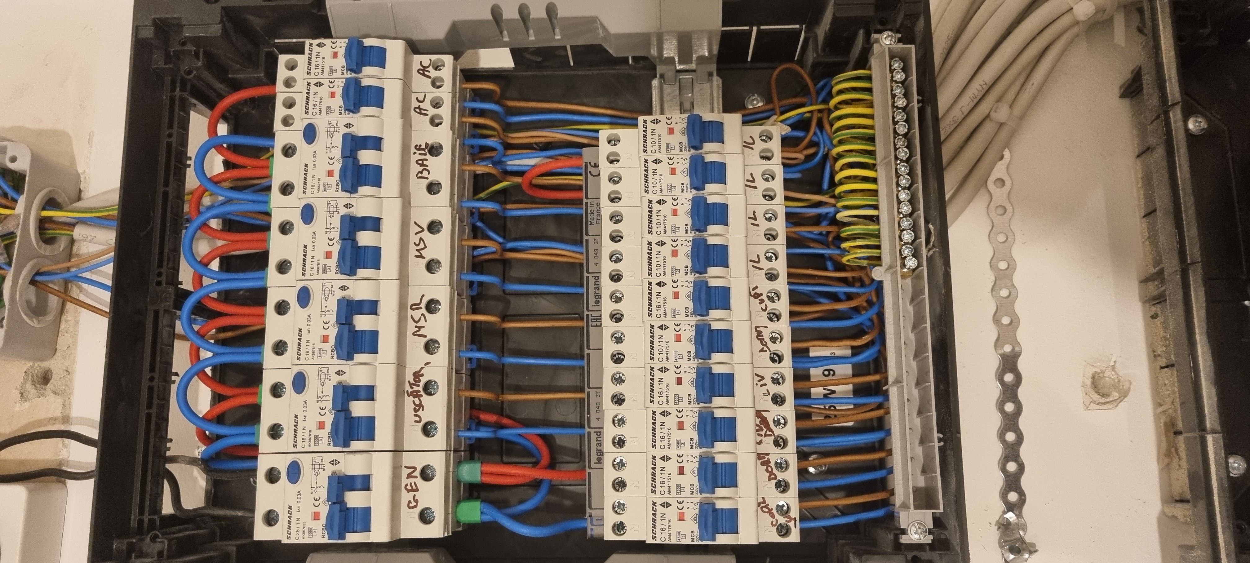 Electrician in Bucuresti - Construcții din Sector 6